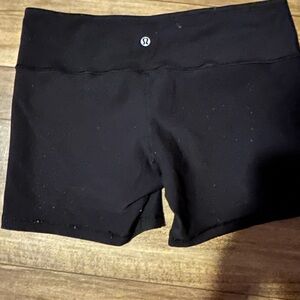 Lulu reversible shorty bikers?